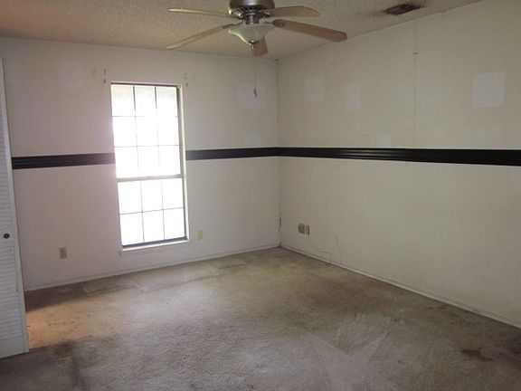 5th image of 2805 College Park Dr