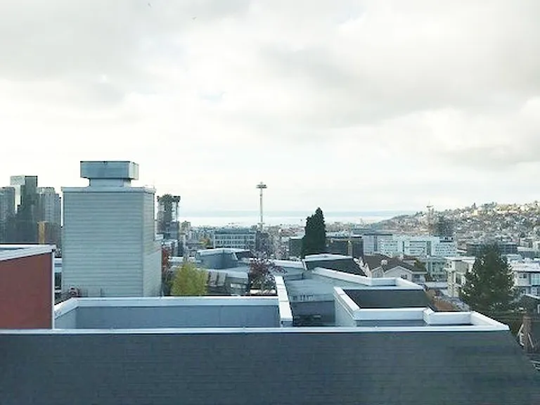 Affordable Studios on Cap Hill! — Photo 7