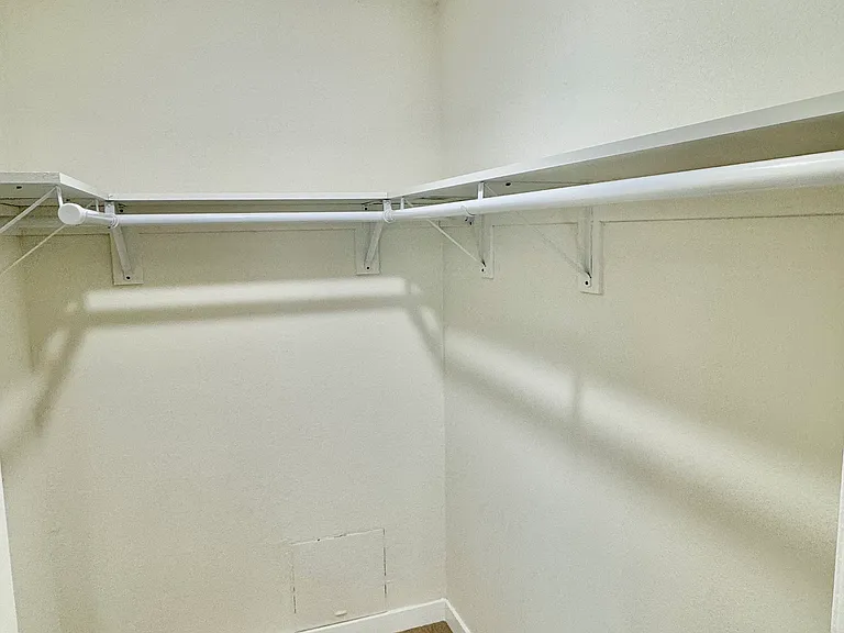 11117 Hartsook St #111 — Photo 7
