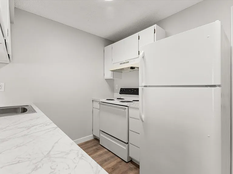 Parc Sprague Apartments — Photo 24