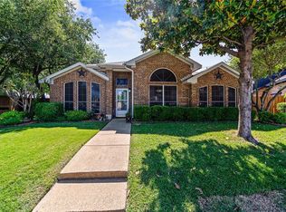 1606 Foxwood Dr, Rowlett, TX 75089