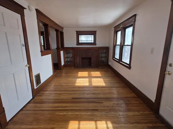 2124 Genesee St #2, Buffalo, NY 14211