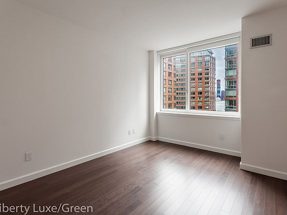 3rd image of 200 E End Ave APT 3B