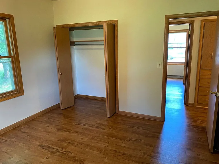 602 W Strowbridge St — Photo 10