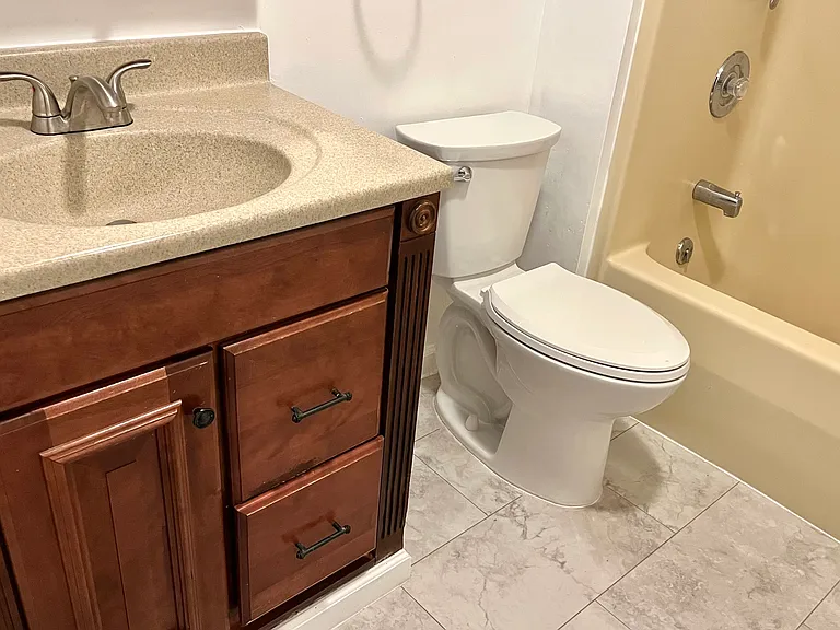 149 Zwolak Ct — Photo 21