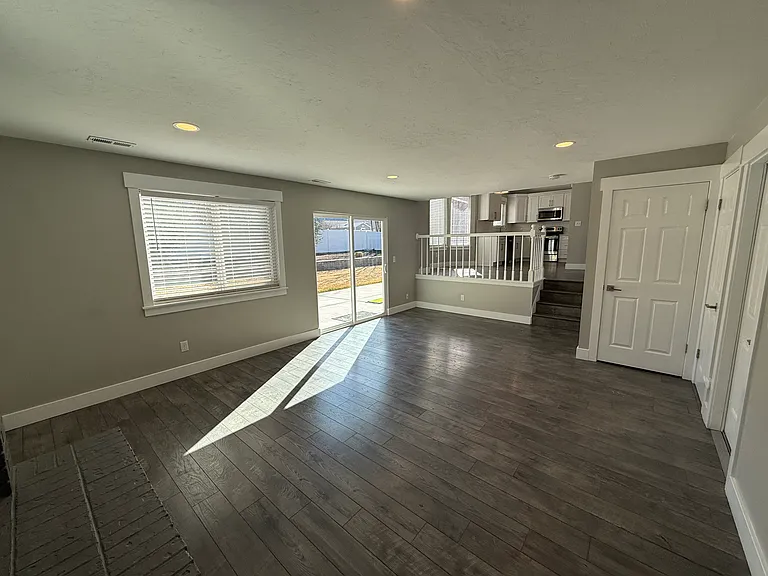 11833 S Hagan Rd — Photo 16