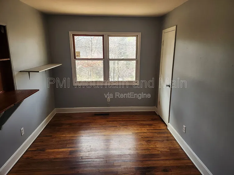 16 Belvedere Rd — Photo 8