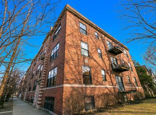 1963 W Cullom Ave #3, Chicago, IL 60613