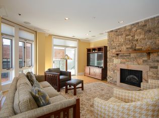 21 Battery Park Ave, Asheville, NC 28801