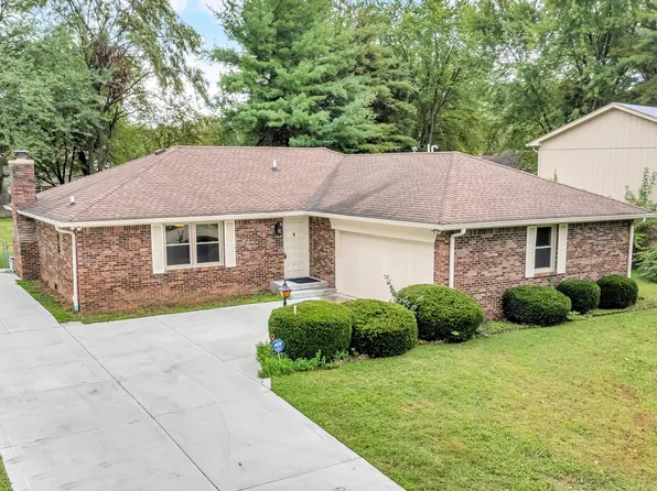 817 N Peterman Rd, Greenwood, IN 46142
