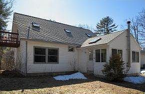 Relax in the sunrm or MBR deck