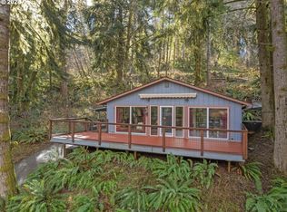 9884 Beach Dr, Clatskanie, OR