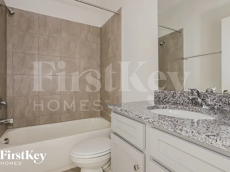 414 Reina Way — Photo 13
