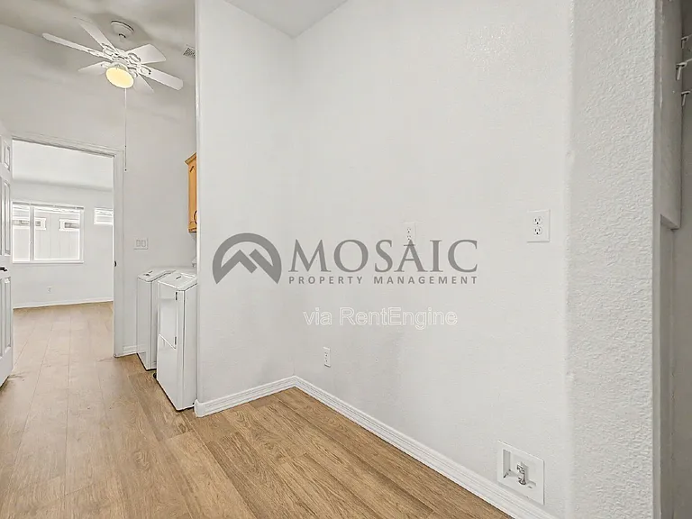 1625 S 74th St — Photo 36