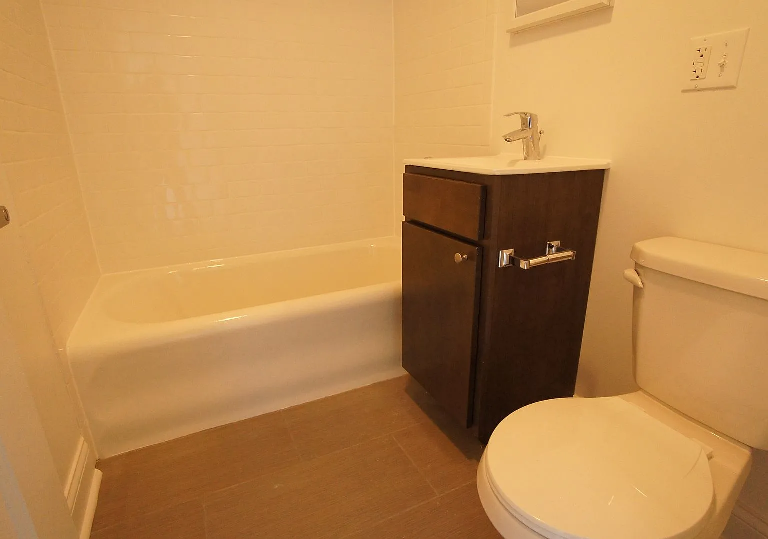 2936 Palmer LLC — Photo 4