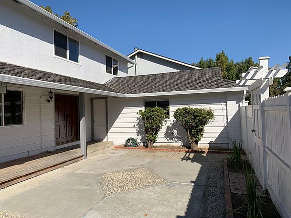 3rd image of 1061 Wunderlich Dr