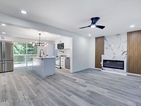 4th image of 114 Carol Rd