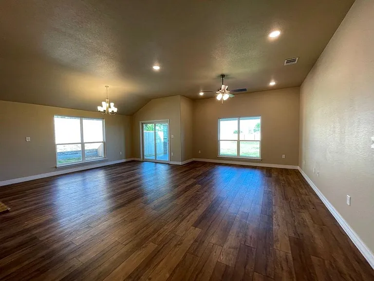 925 Coriander Rd — Photo 7