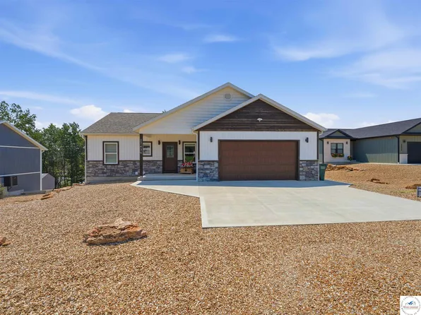 27436 Runway Cir, Lincoln, MO 65338