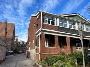 2 Dearbourne Ave, Toronto, ON M4K1M7