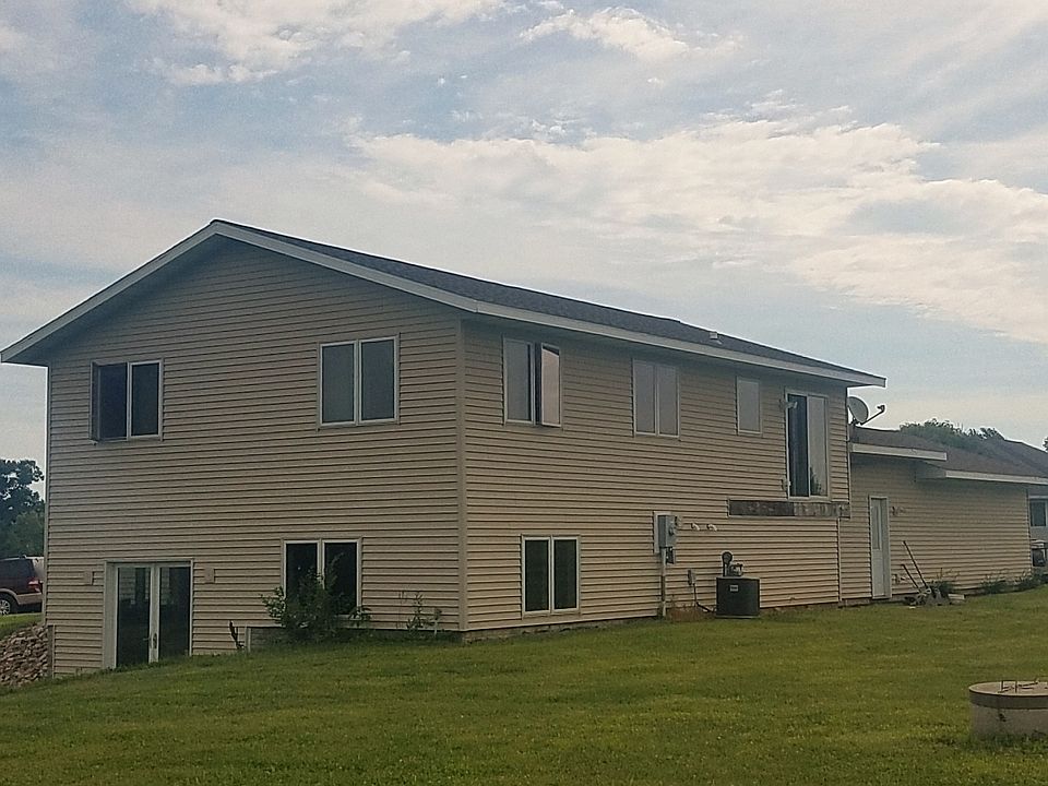 2nd image of 1091 County Rd N
