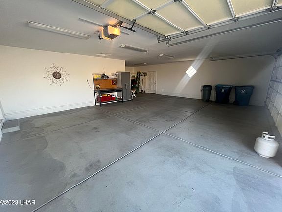 4th image of 1311 Aviation Dr