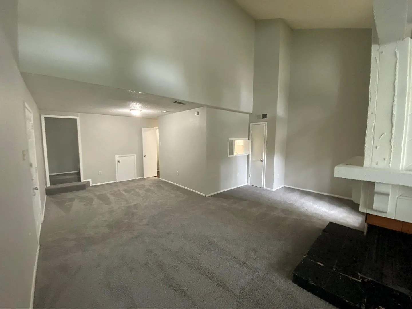 Spacious Loft in Gated Community! — Photo 3