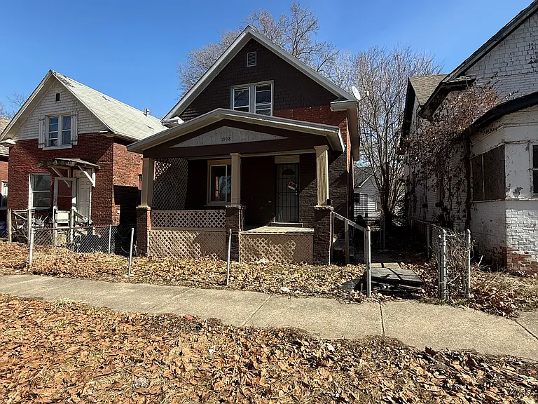 1908 N Union St — Photo 2