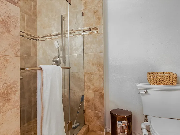 1802 Stoney Brook Dr #104 — Photo 19