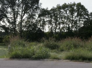 3 Kendall Ct, Pleasant View, TN 37146