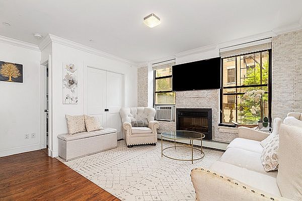 1st image of 118 W 112th St APT 2A