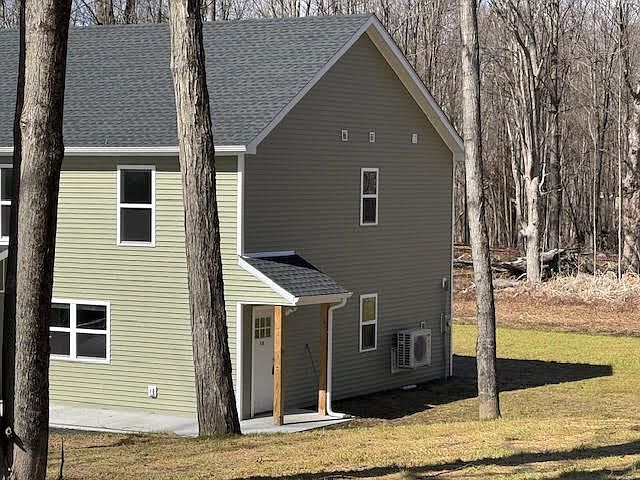 1st image of 11 Alexandra Matthews Rd #B