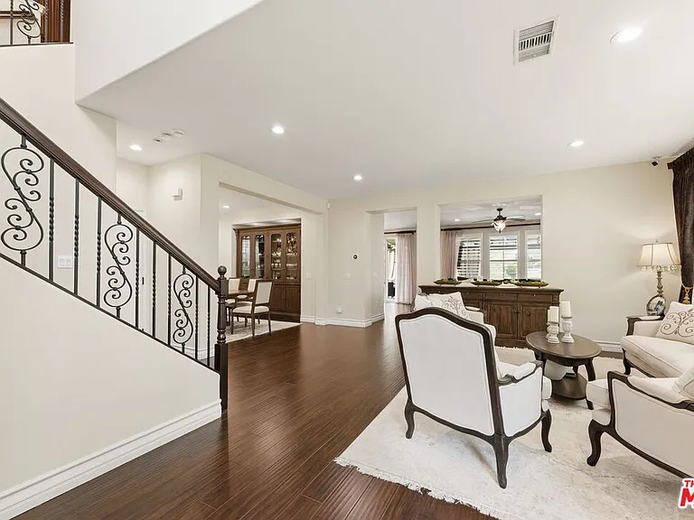 11564 Apulia Ct — Photo 8