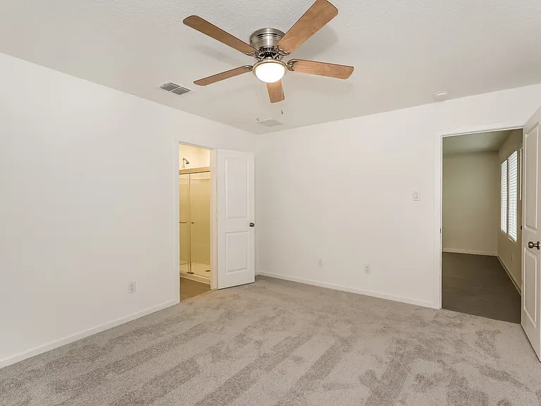 201 Sycamore Pl — Photo 10