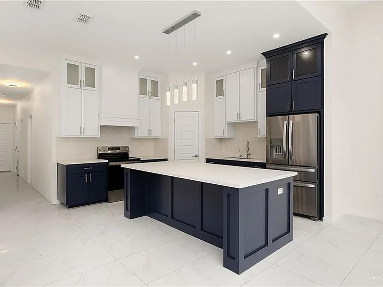 1604 Diplomat Dr — Photo 6