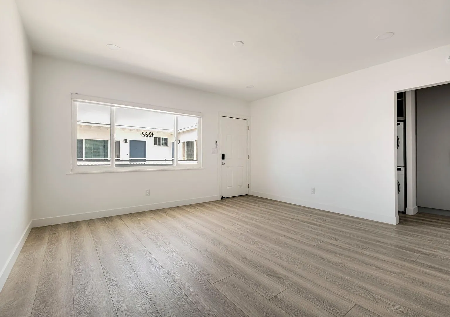 1210 Felspar St — Photo 2