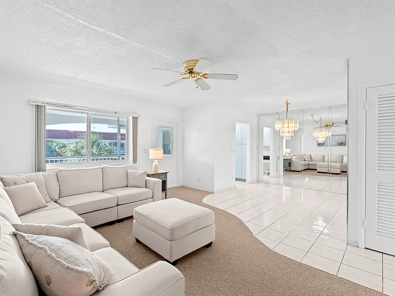 581 Blue Heron Dr #317-B — Photo 14