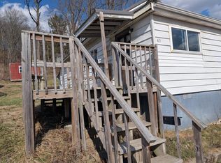 40 Spring St, Glouster, OH 45732