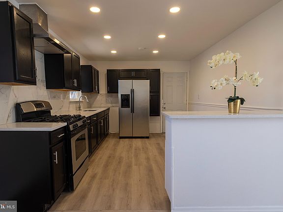 2nd image of 19 Herrington Dr