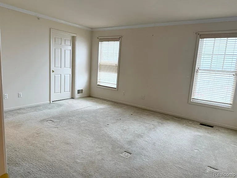 3930 Forester Blvd — Photo 12