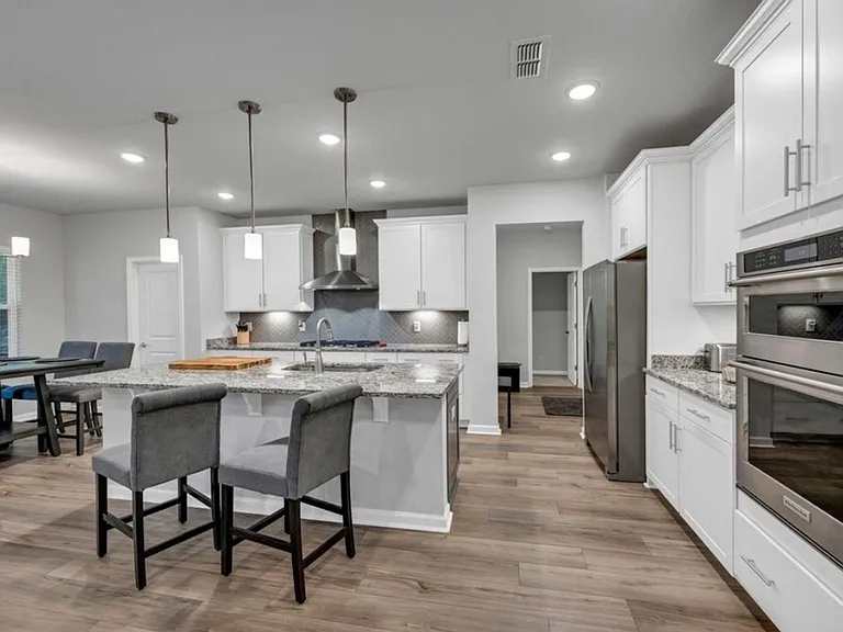 183 Schneider Ln — Photo 3
