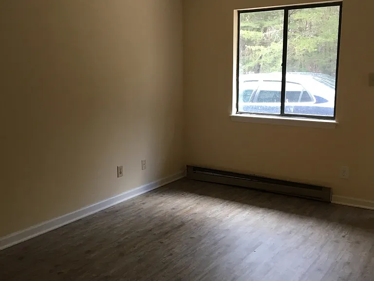 3016 Sherrill Avenue — Photo 3