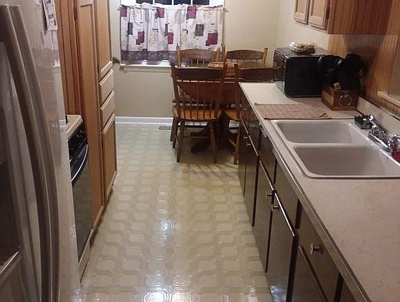 2nd image of 2804 Michael Dr