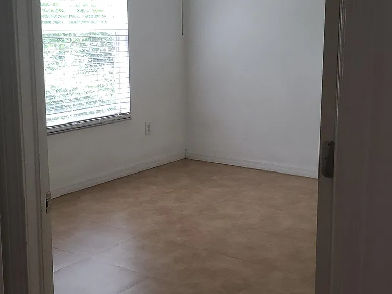 11023 Black Swan Ct — Photo 16