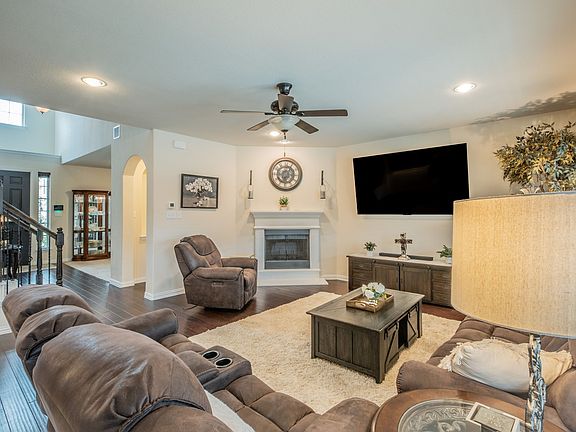 4th image of 441 Rockaway Dr