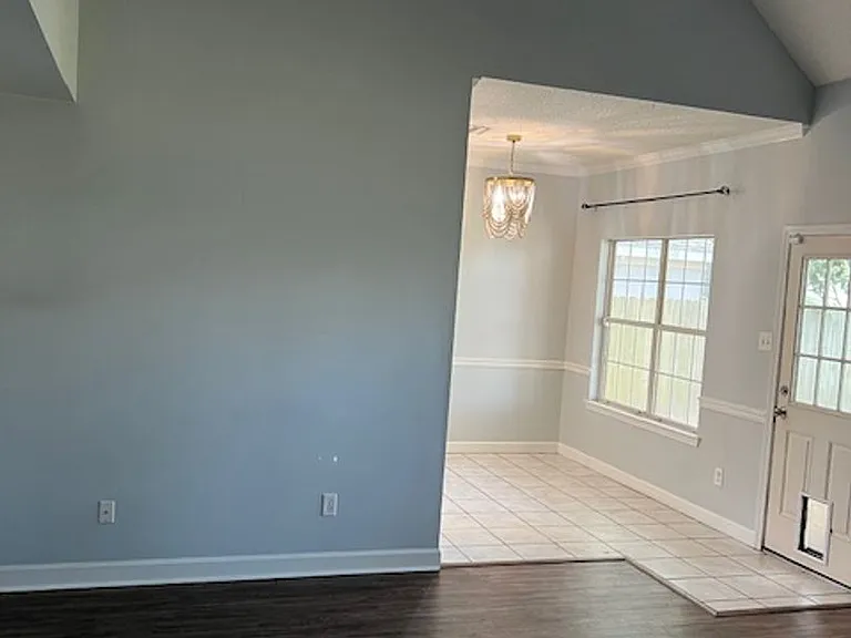 964 Wildwood Ave — Photo 18