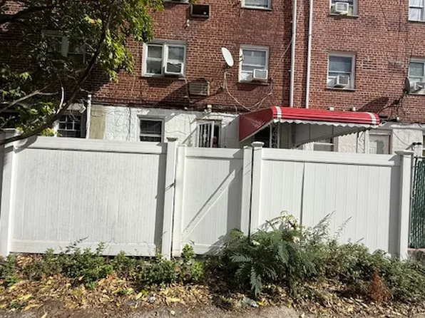 1136 East 58th Street image 2 of 5