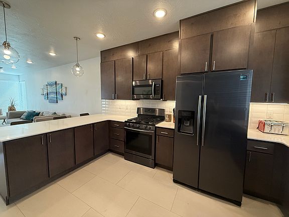 5th image of 1122 S 1790 W Suite 28