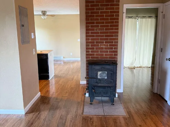 305 Meadow Dr, Elizabeth, CO 80107