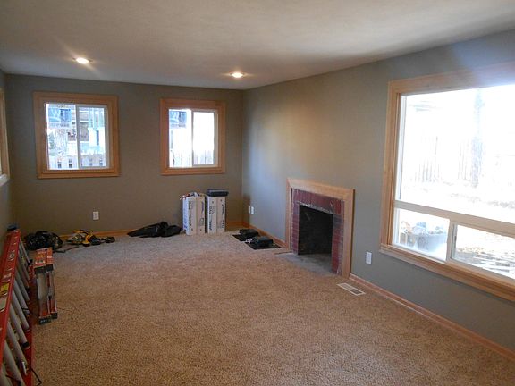 3rd image of 843 N Government Way